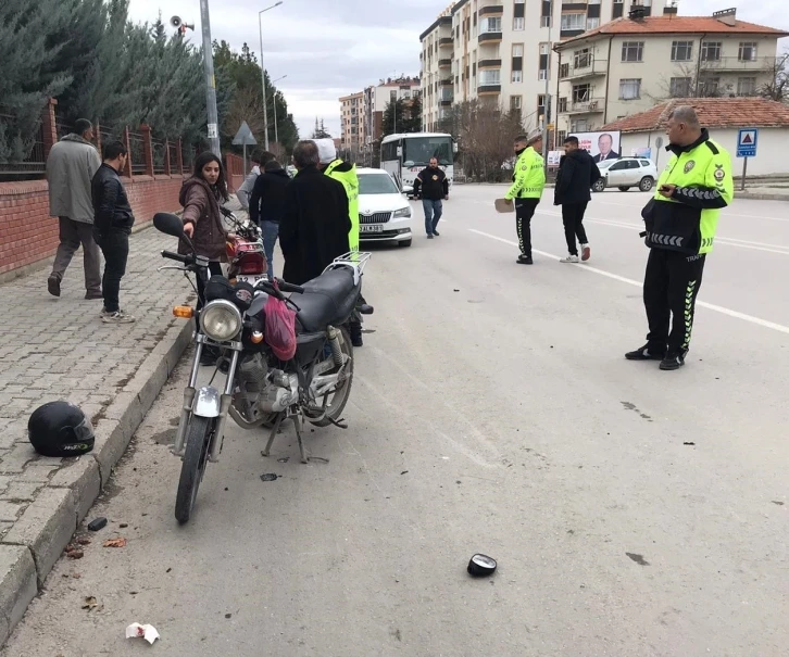 Konya’da motosikletler çarpıştı: 3 yaralı
