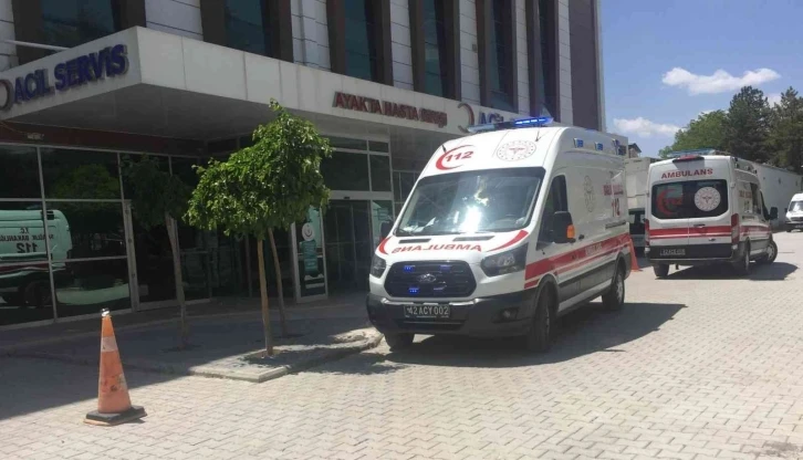 Konya’da otomobil ile kamyon çarpıştı: 2 yaralı
