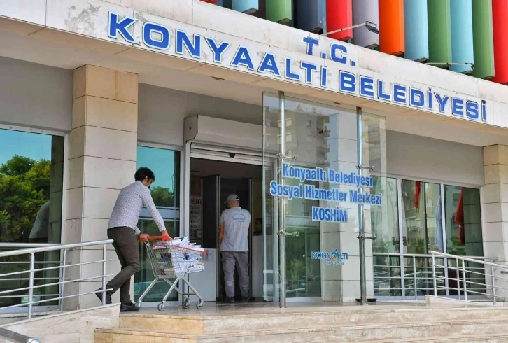 Konyaaltı’nda 166 ağaç kesilmekten kurtuldu
