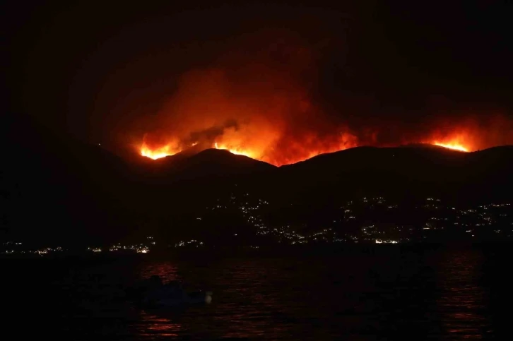 Korfu Adası’nda 2 bin 466 kişi tahliye edildi
