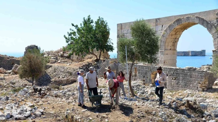 Korykos Kalesi’nde kazı çalışmalarına başlandı
