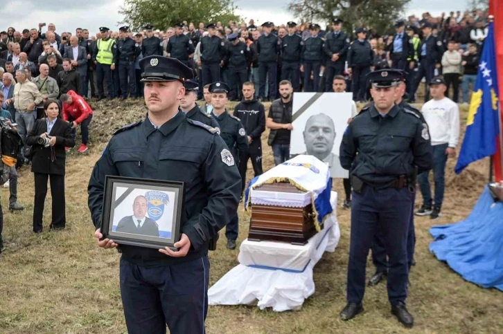 Kosovalı şehit polis Afrim Bunjaku, devlet töreniyle toprağa verildi
