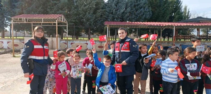 Köy okulunda jandarmadan etkinlik
