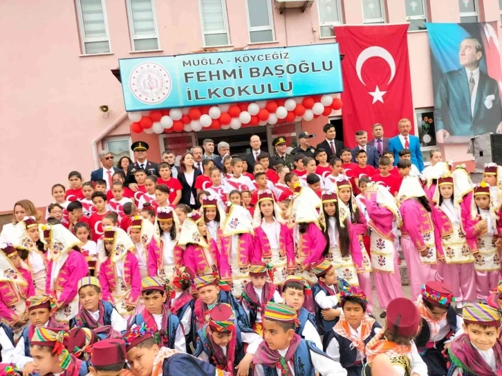 Köyceğiz’de 23 Nisan Ulusal Egemenlik ve Çocuk Bayramı coşkusu yaşandı
