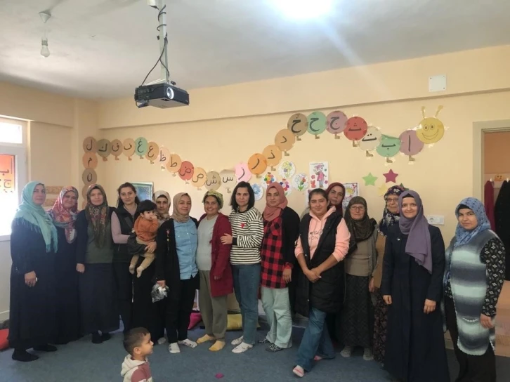 Köyceğiz’de aile değerleri seminerleri sürüyor
