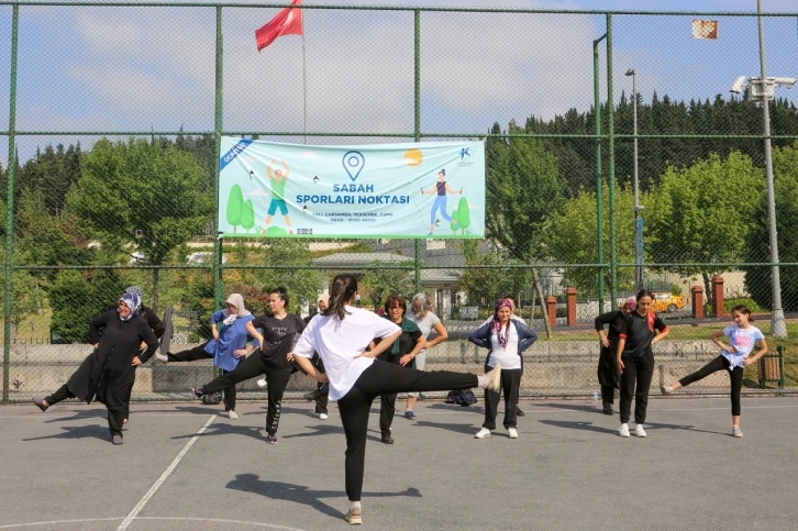 Küçükçekmeceliler, güne sabah sporuyla başlıyor
