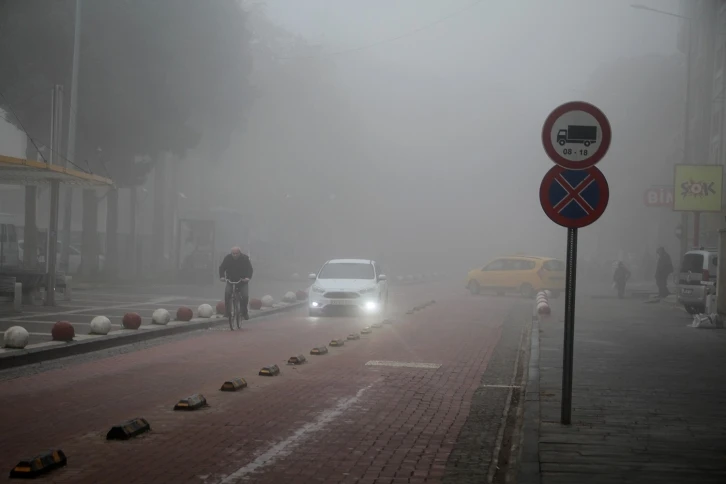 Kula yoğun sisin etkisi altında
