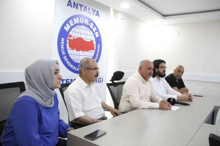 Kur’an-ı Kerim’e tekme atma olayına karışan 3 öğrenciye örgün eğitim dışı cezası verildi"
