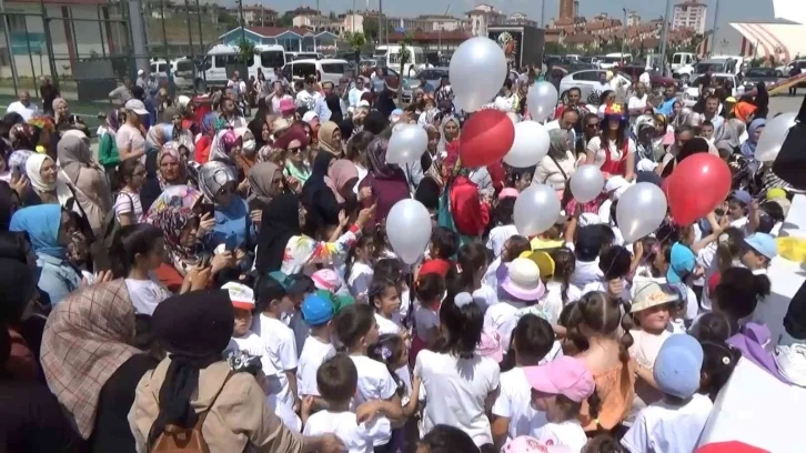 Kur’an kursu öğrencilerine unutulmayacak şölen
