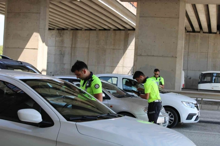 Kurban Bayramı öncesi Düzce’de trafik uygulaması
