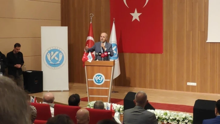 Kurtulmuş: &quot;Yunanistan sırtını sıvazlayanlara güvenmesin&quot;
