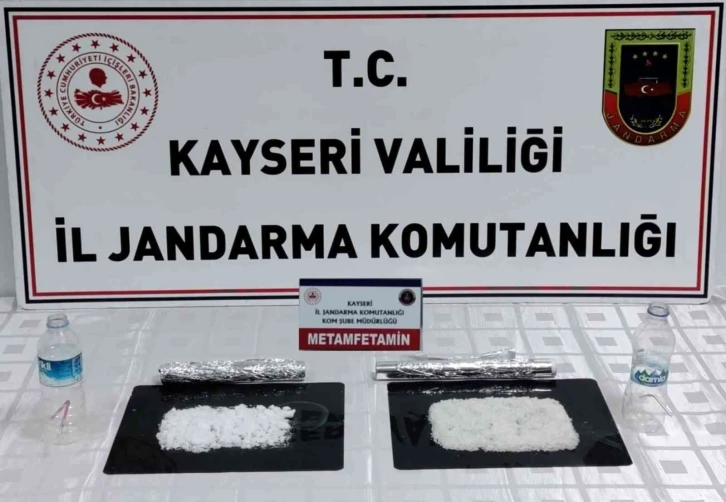 Kuru pasta kutusu içerisinde uyuşturucu ticareti
