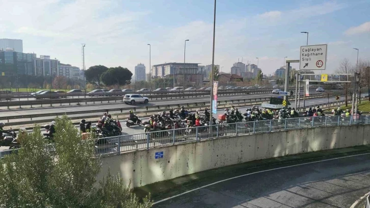 Kuryelerden meslektaşı Yunus Emre Göçer için "adalet" sürüşü
