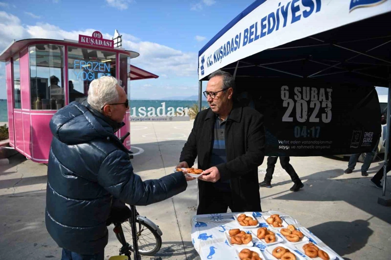 Kuşadası Belediyesi’nden anma etkinliği