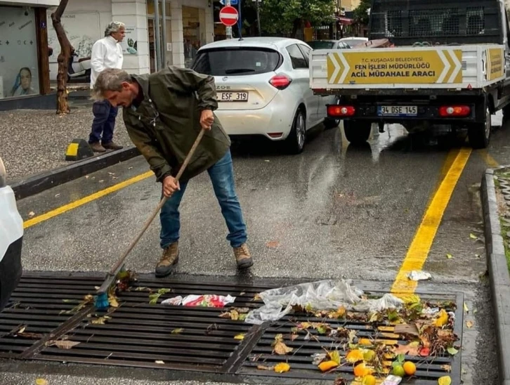 Kuşadası Belediyesi’nin aldığı önlemle sağanak sorunsuz atlatıldı
