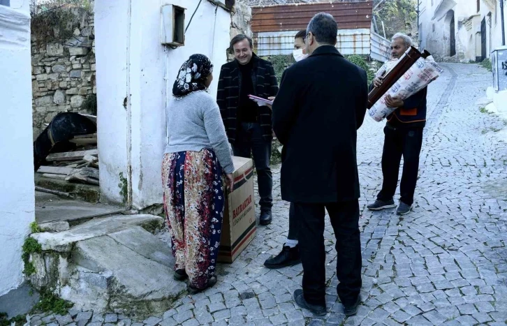 Kuşadası’nda Belediyesi sosyal belediyecilik çalışmalarını sürdürüyor
