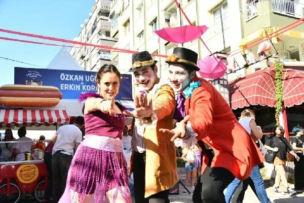 Kushimoto Sokağı Sokak Sanatçıları Festivali’ne yoğun ilgi