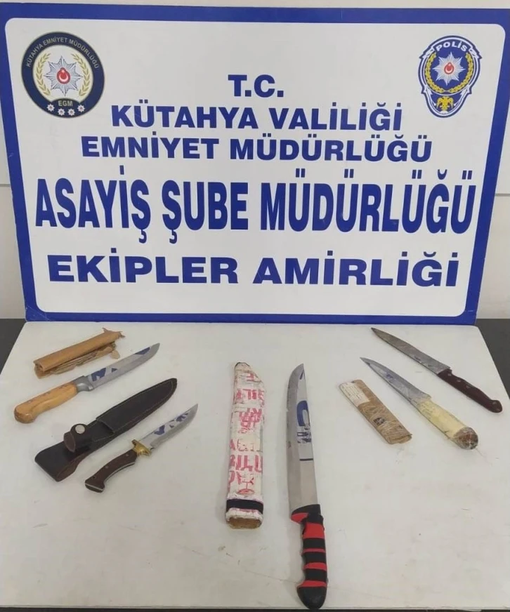 Kütahya’da 189 şahıs ve 72 aracın sorgusu, GBT kontrolü ve denetimi yapıldı
