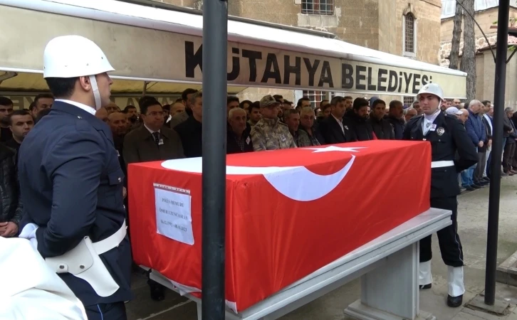 Kütahya’da genç yaşta hayatını kaybeden polis memuru son yolculuğuna uğurlandı
