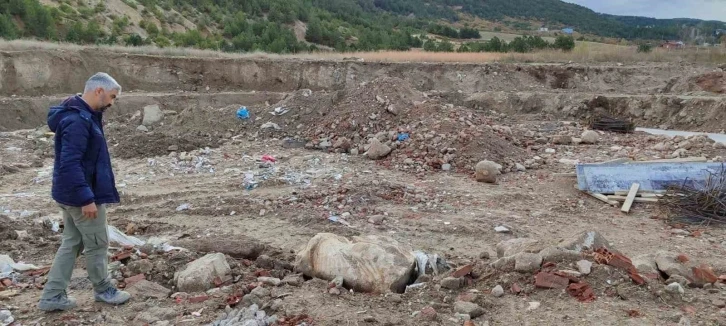 Kütahya’da hafriyat çalışmalarında tarihi heykel bulundu
