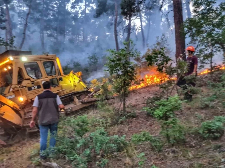 Kütahya’daki orman yangını 9 saat sonra kontrol altına alındı
