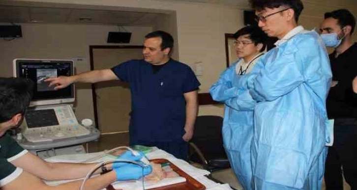 Kütahya Evliya Çelebi Eğitim ve Araştırma Hastanesi doktorlarından uluslararası eğitim