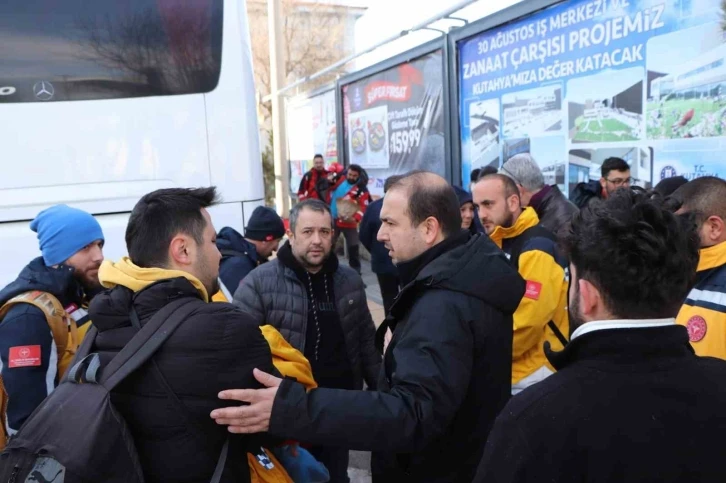 Kütahya İl Sağlık Müdürlüğü ekipleri deprem bölgesinden döndü
