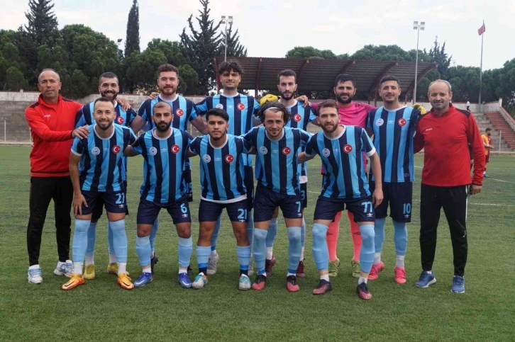 Kuyucakspor ’4’ dörtlük
