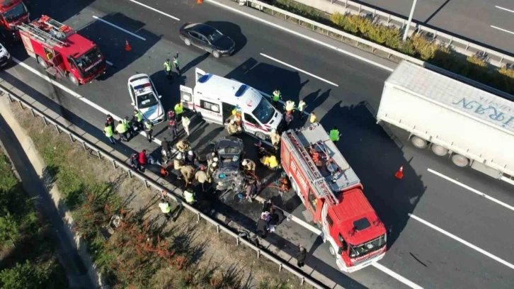 Kuzey Marmara Otoyolu’nda feci kaza: 6 yaralı
