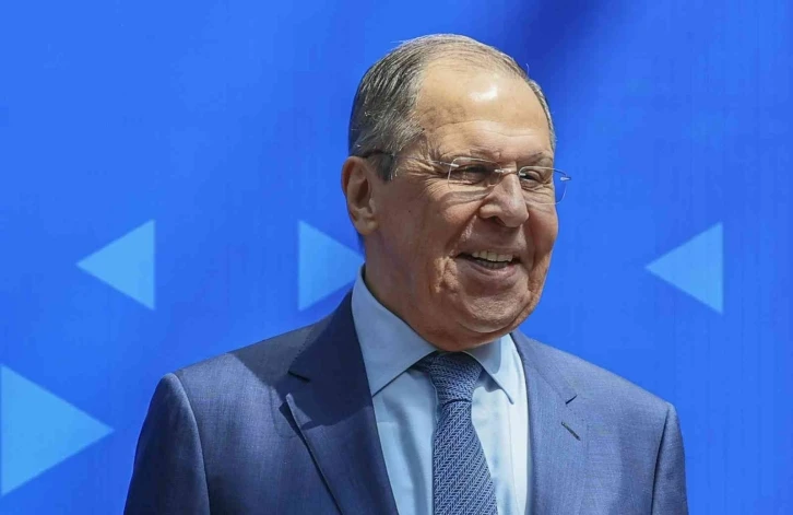 Lavrov: “Almanya, Scholz’un gelişiyle bağımsızlığının son belirtilerini de kaybetti”
