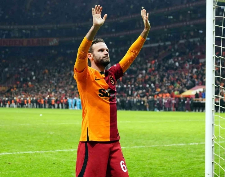 Maç sonu 3’lüsü Juan Mata’dan
