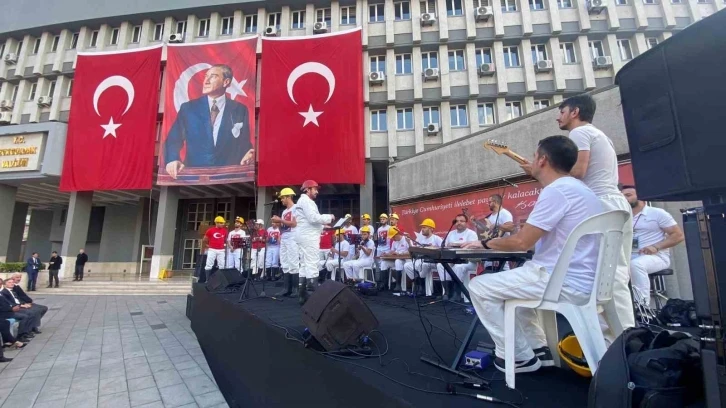 Madenci Korosu’ndan unutulmaz konser
