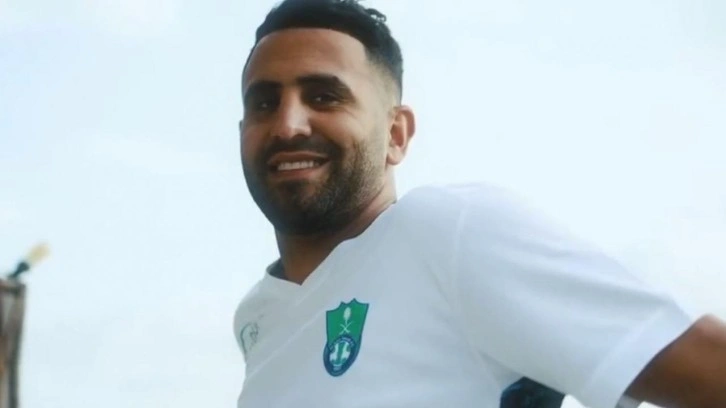 Mahrez, 35 milyon euroya o kervana katıldı!