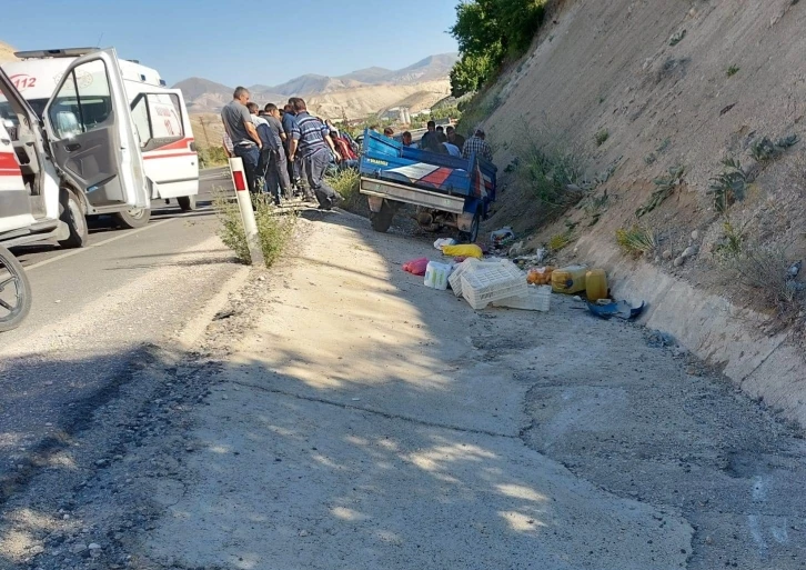 Malatya’da çapa motoru devrildi: 1’i ağır 3 yaralı
