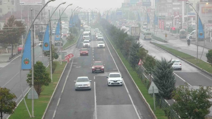 Malatya’da sağanak ile sis etkili oluyor
