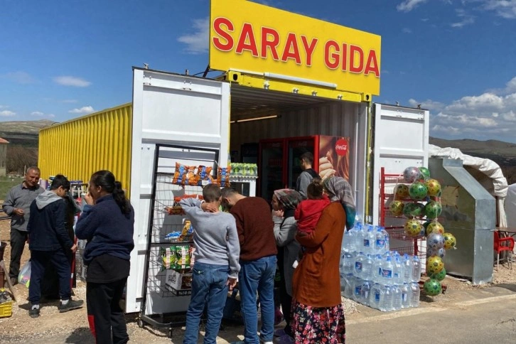 Malatyalı bakkal, depremde yıkılan ekmek teknesine ŞOK Marketler sayesinde yeniden kavuştu