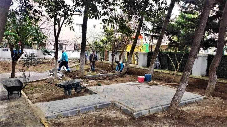 Maltepe’nin mahallelerinde yenileme çalışmaları sürüyor
