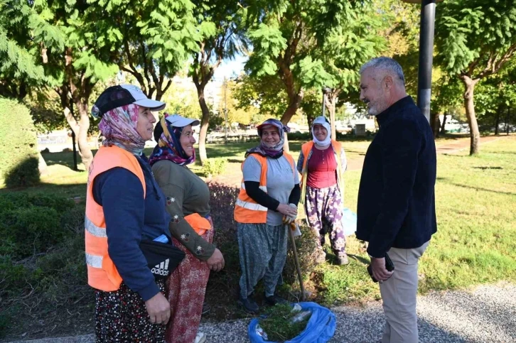 Manavgat Belediyesi’nin ilçeyi yeşillendiren kadınları
