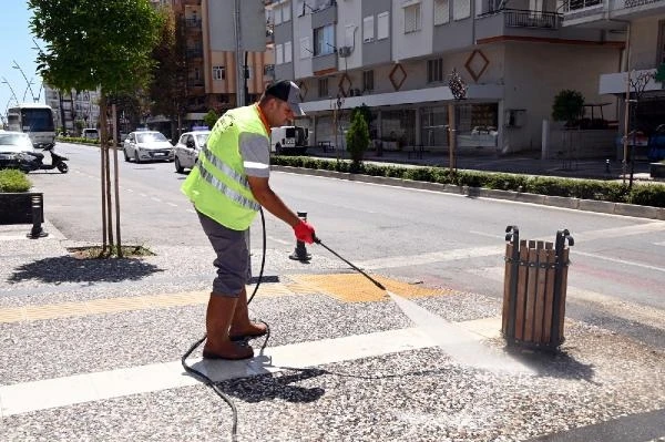 Manavgat Belediyesi temizlik çalışmalarını hızlandırdı