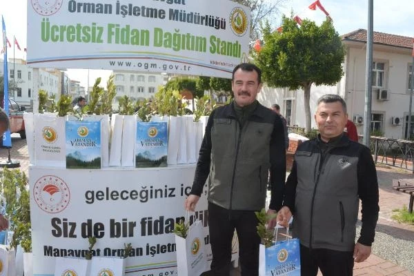 Manavgat'ta 5 bin fidan dağıtıldı