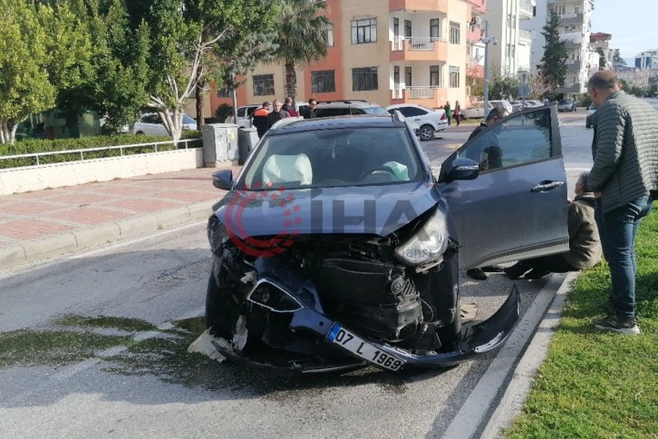 Manavgat’ta trafik kazası: 1’i çocuk 2’si kadın 3 kişi yaralandı