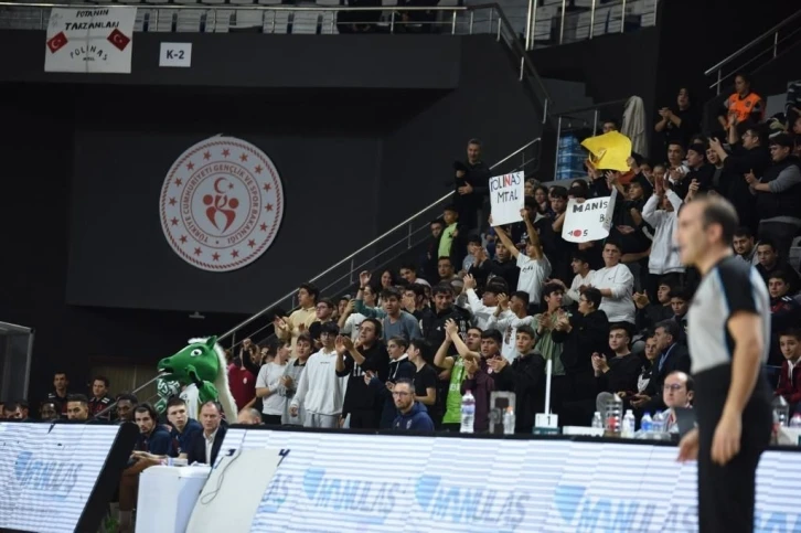 Manisa, basketbolu çok sevdi
