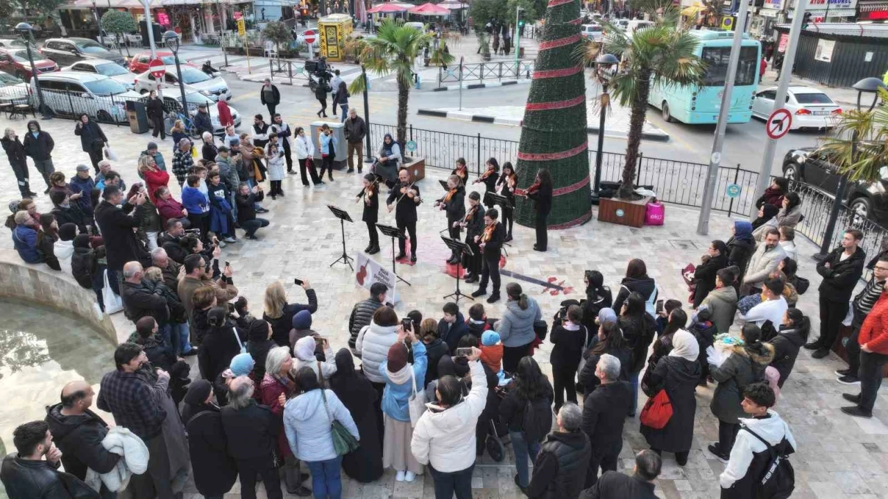 Manisa’da 13 Aralık Dünya Keman Günü’ne özel konser
