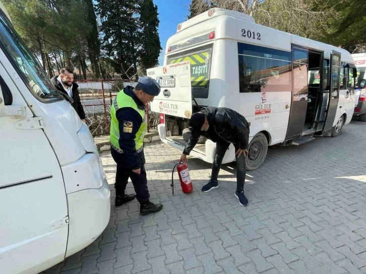 Manisa’da jandarmadan okul çevrelerinde denetim
