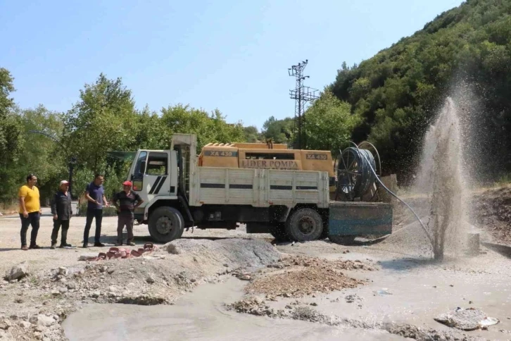 Manisa’nın 20 yıllık su ihtiyacı için sondajlar vurulmaya başlandı
