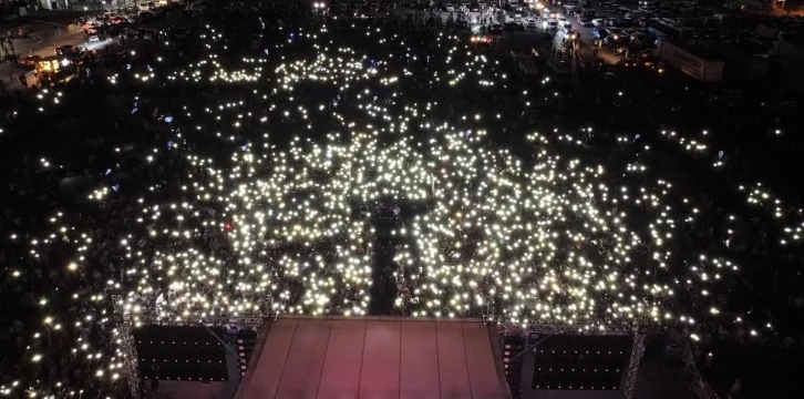 Manuş Baba Malatya’yı salladı
