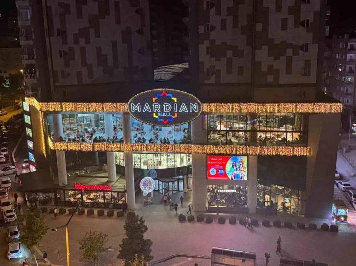 Mardian Mall’de bayram alışverişi çoşkuyla başladı
