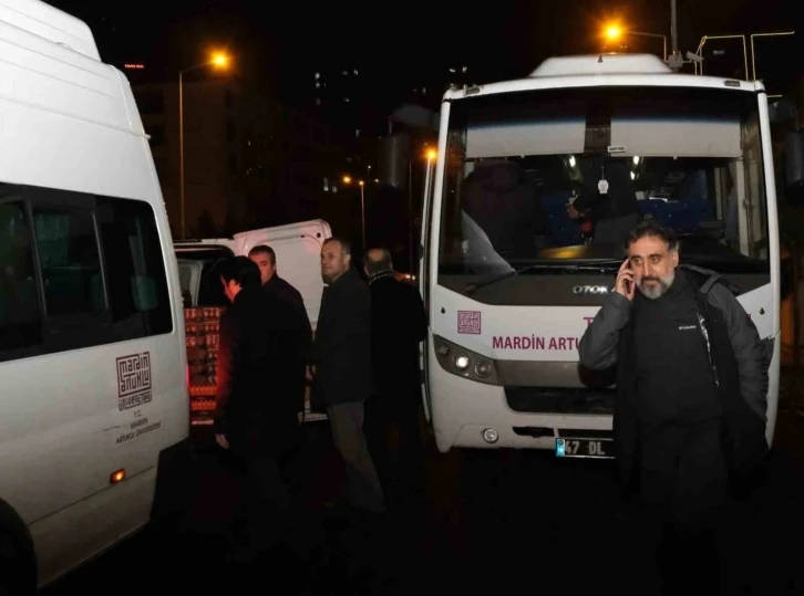 Mardin Artuklu Üniversitesi deprem bölgesine yardımlarını sürdürüyor
