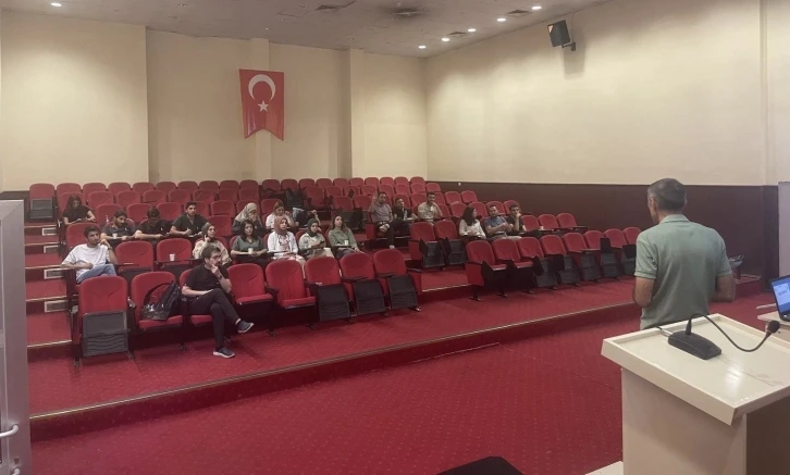 Mardin’de göreve yeni başlayan doktorlara oryantasyon eğitimi
