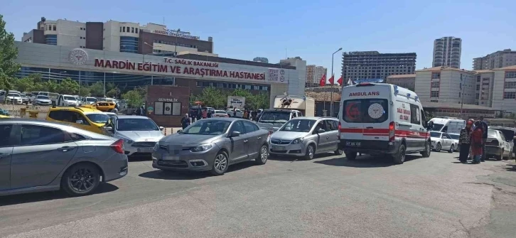 Mardin’de inşaat işçileri arasında silahlı ve bıçaklı kavga: 5 yaralı
